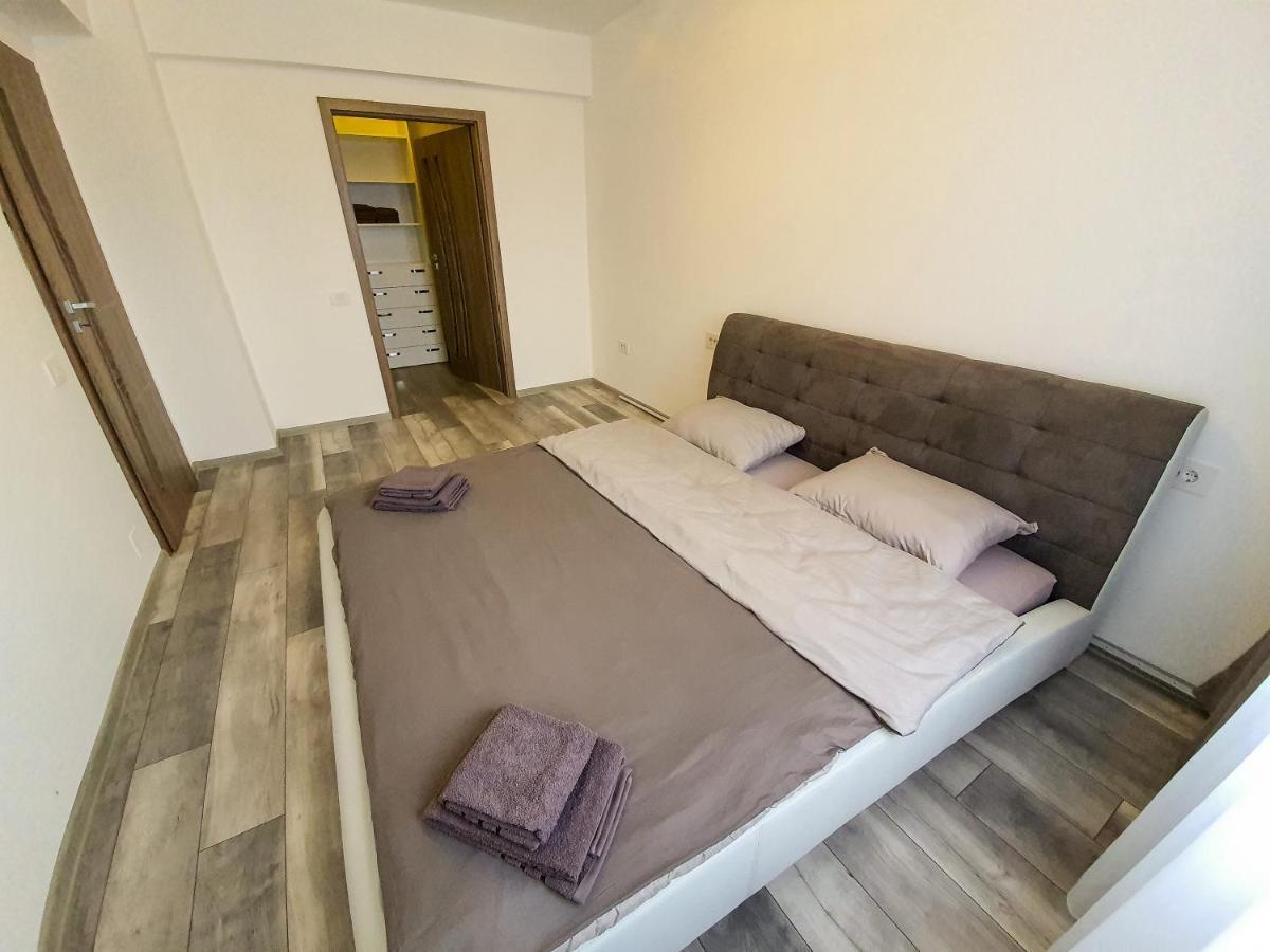 Central.Deluxe.Apartament.ออราแด ภายนอก รูปภาพ