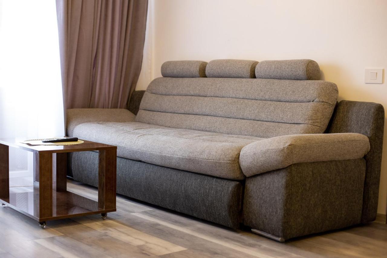 Central.Deluxe.Apartament.ออราแด ภายนอก รูปภาพ