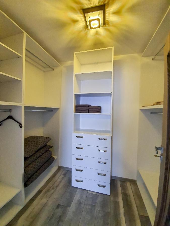 Central.Deluxe.Apartament.ออราแด ภายนอก รูปภาพ
