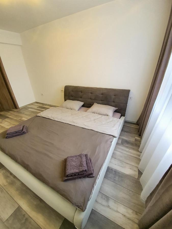 Central.Deluxe.Apartament.ออราแด ภายนอก รูปภาพ