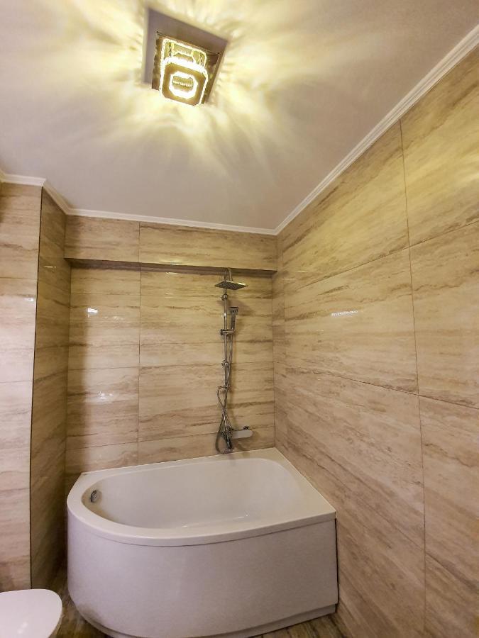 Central.Deluxe.Apartament.ออราแด ภายนอก รูปภาพ