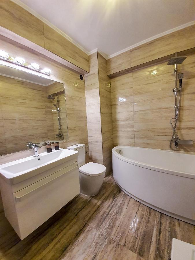 Central.Deluxe.Apartament.ออราแด ภายนอก รูปภาพ